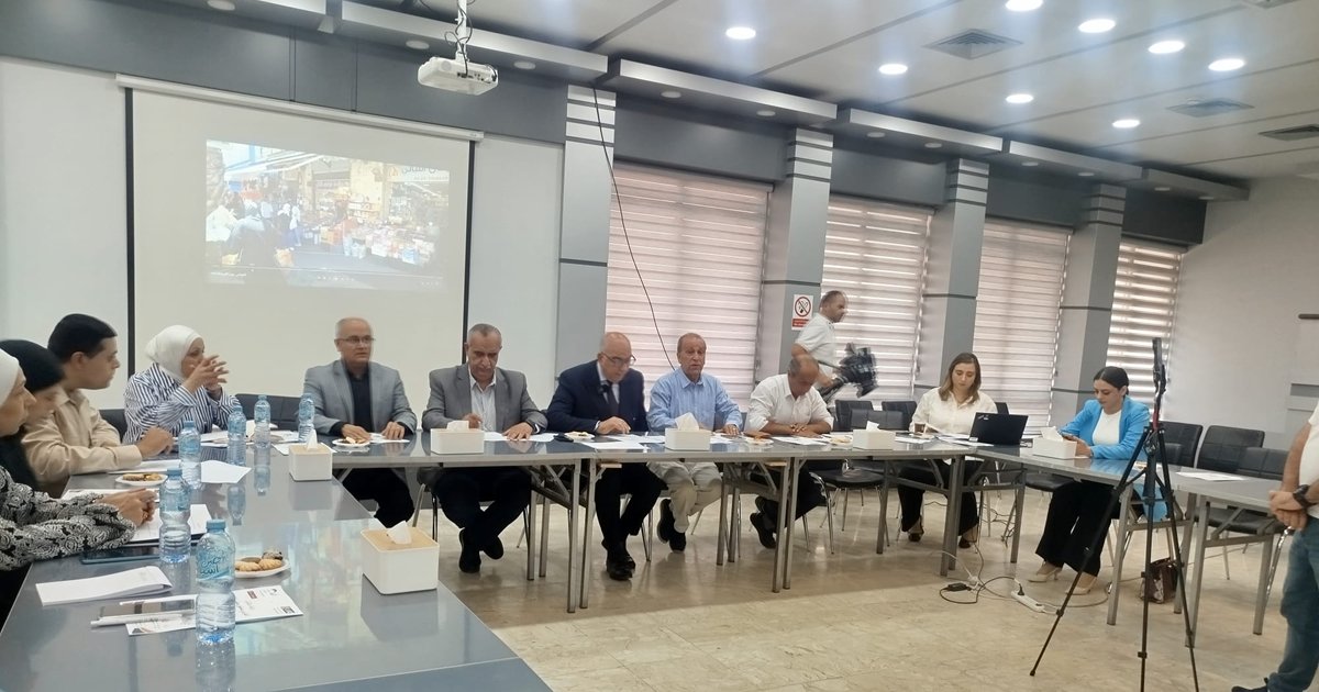 جلسة حوارية في نابلس حول سياسات اكثر عدالة لحماية الحقوق الاقتصادية 